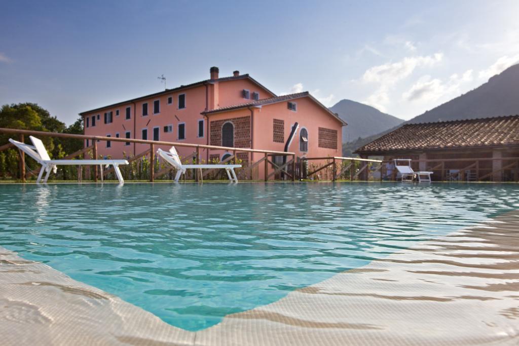 Tenuta San Giovanni Lucca Bagian luar foto